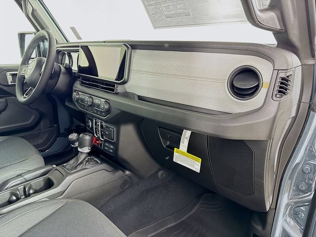 New 2026 Jeep Gladiator Sport AWD/4WD image 30