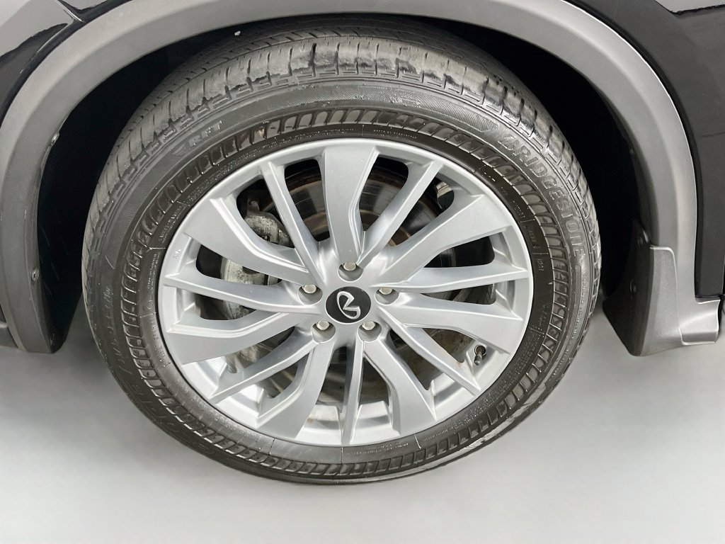 Used 2023 INFINITI QX50 Luxe AWD/4WD image 36