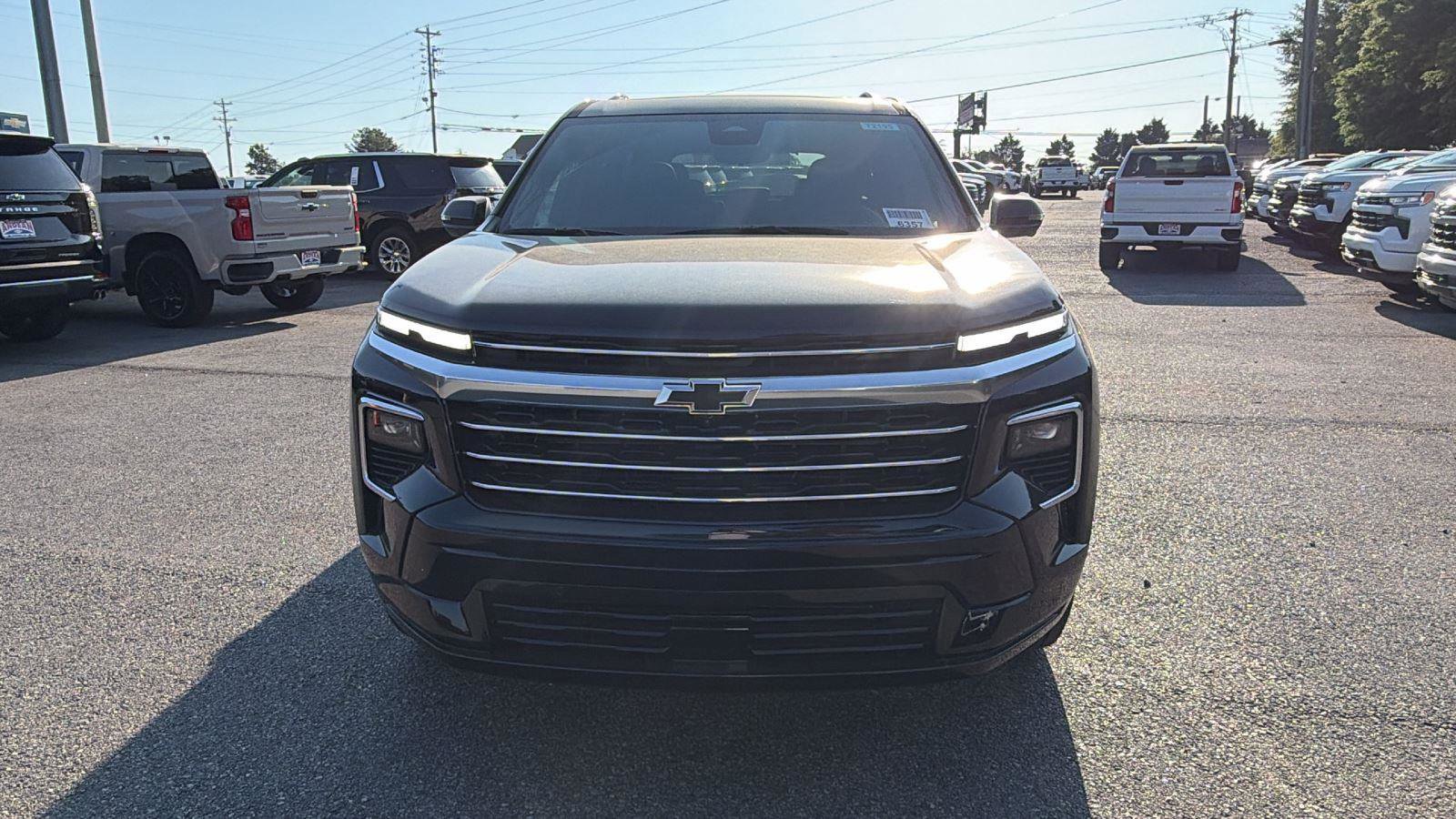 New 2026 Chevrolet Traverse High Country FWD image 2