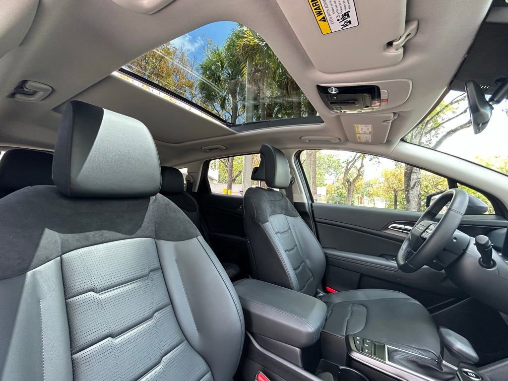 Used 2026 Kia Sportage SX image 43