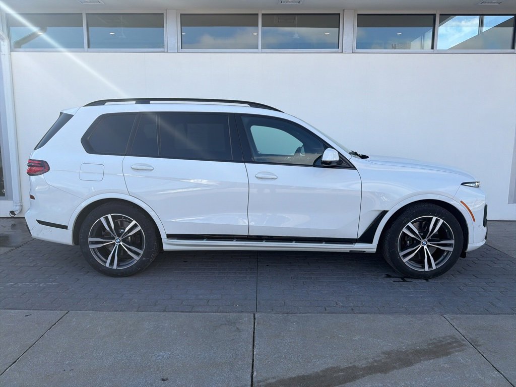 Certified 2026 BMW X7 xDrive40i image 4