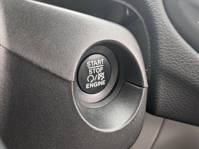 Used 2020 Jeep Compass Latitude image 16
