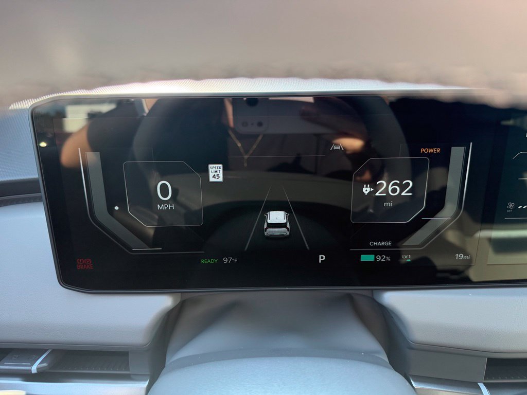 New 2027 Kia EV3 Wind FWD image 16