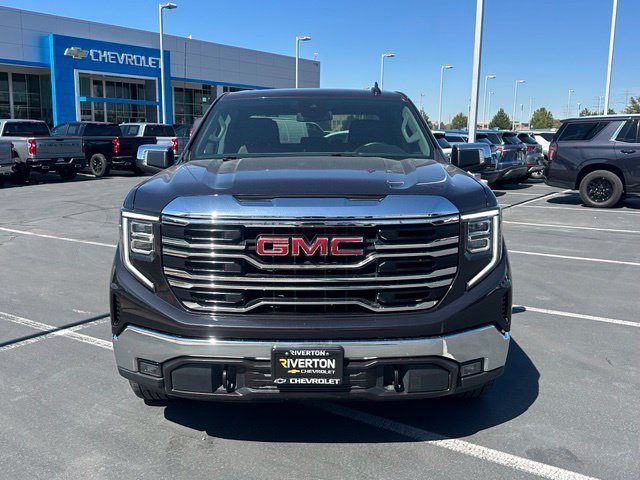 Certified 2025 GMC Sierra 1500 SLT AWD/4WD image 11
