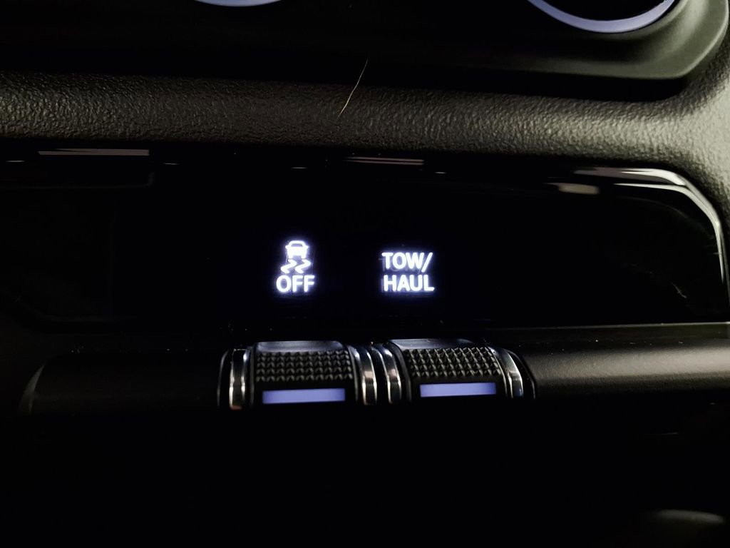 Used 2019 RAM 1500 Big Horn image 21