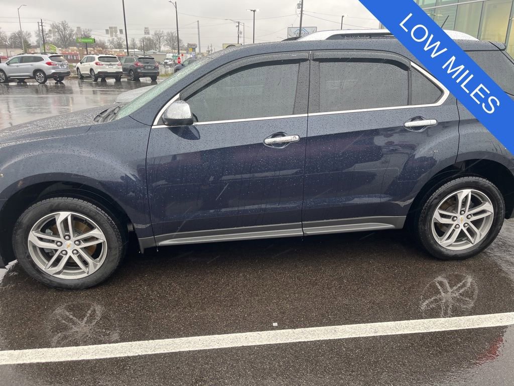Used 2017 Chevrolet Equinox Premier w/ Enhanced Convenience Package image 4