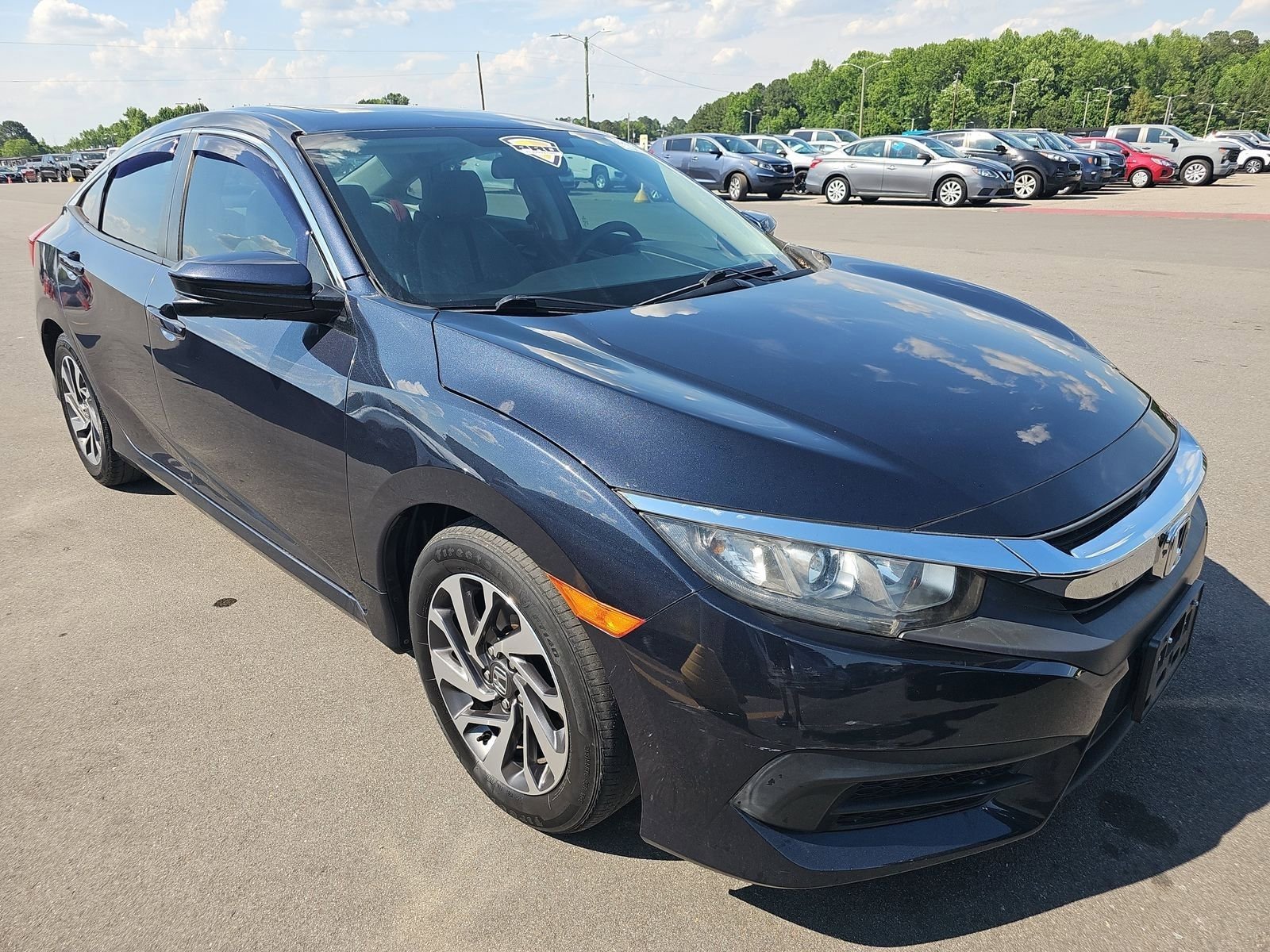 Used 2017 Honda Civic EX image 3