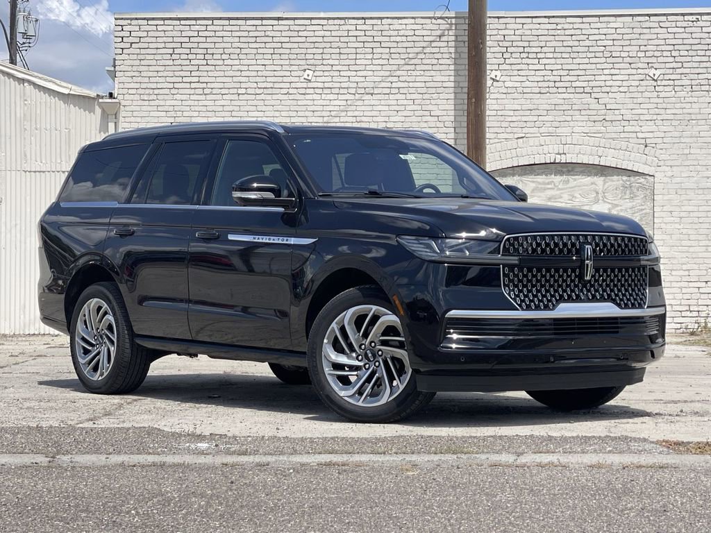 Used 2025 Lincoln Navigator Reserve