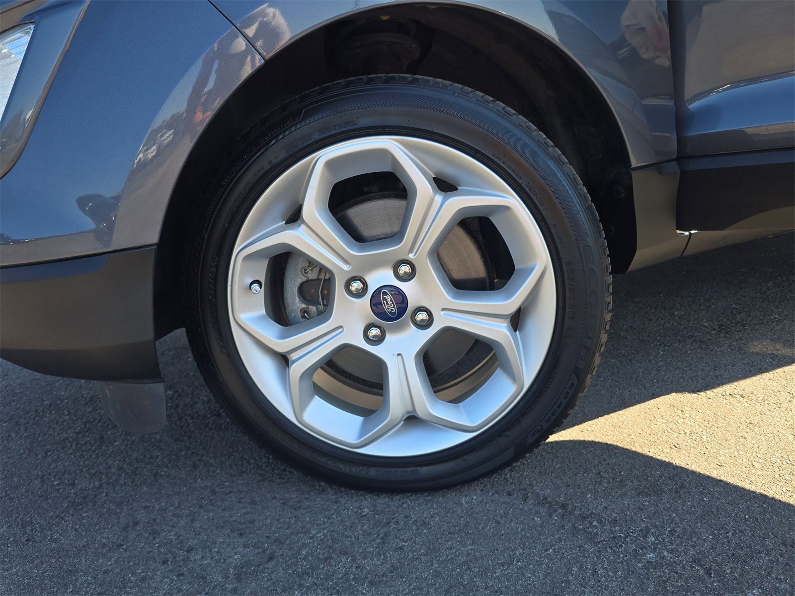 Certified 2021 Ford EcoSport SE w/ SE Convenience Package image 28