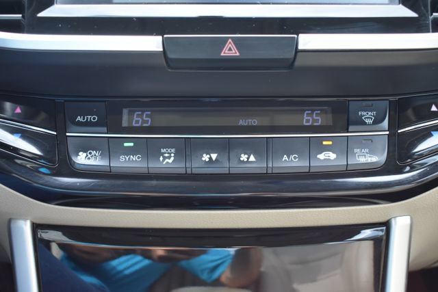 Used 2016 Honda Accord EX-L image 31