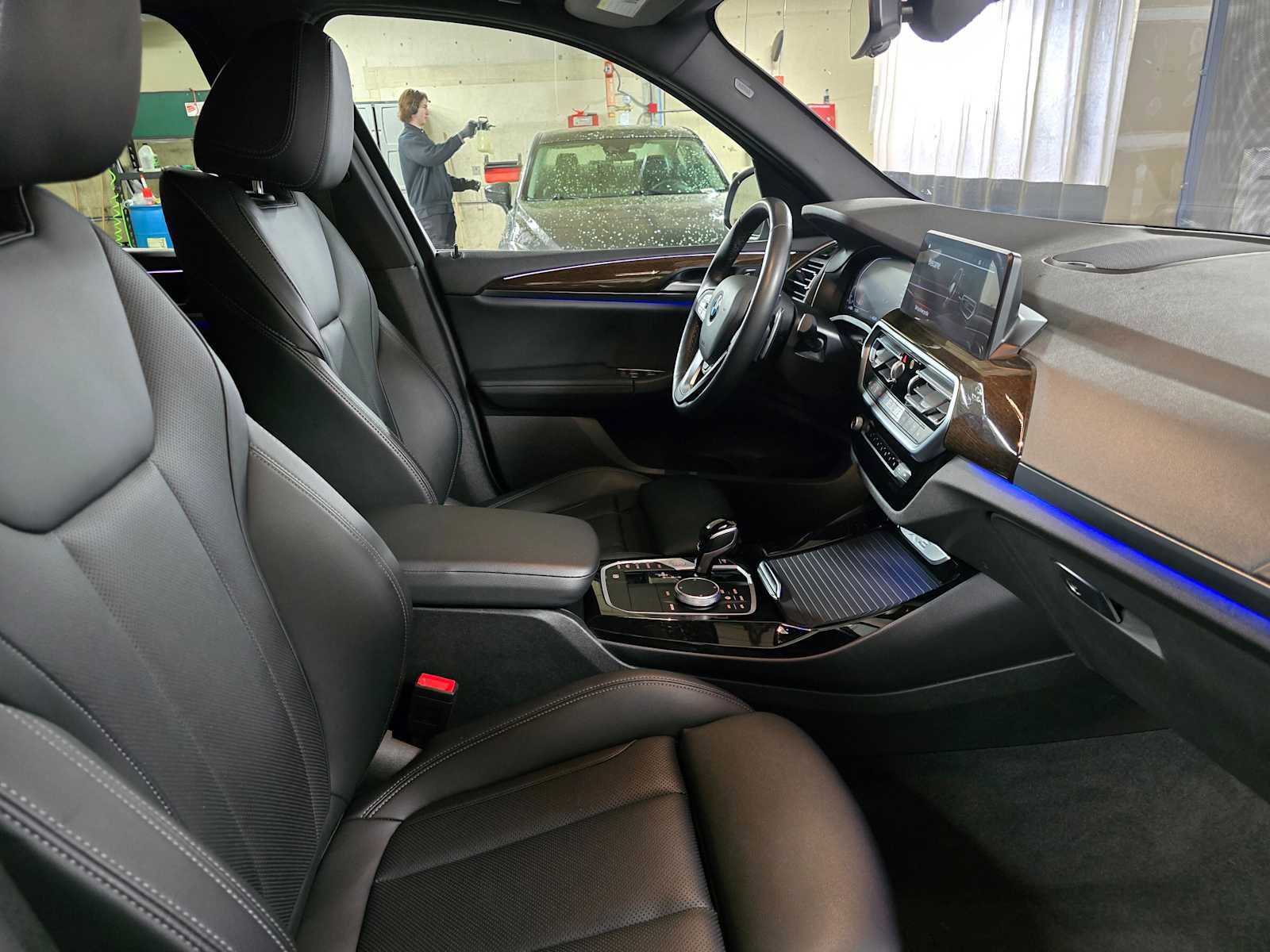 Used 2024 BMW X3 xDrive30i w/ Convenience Package image 10