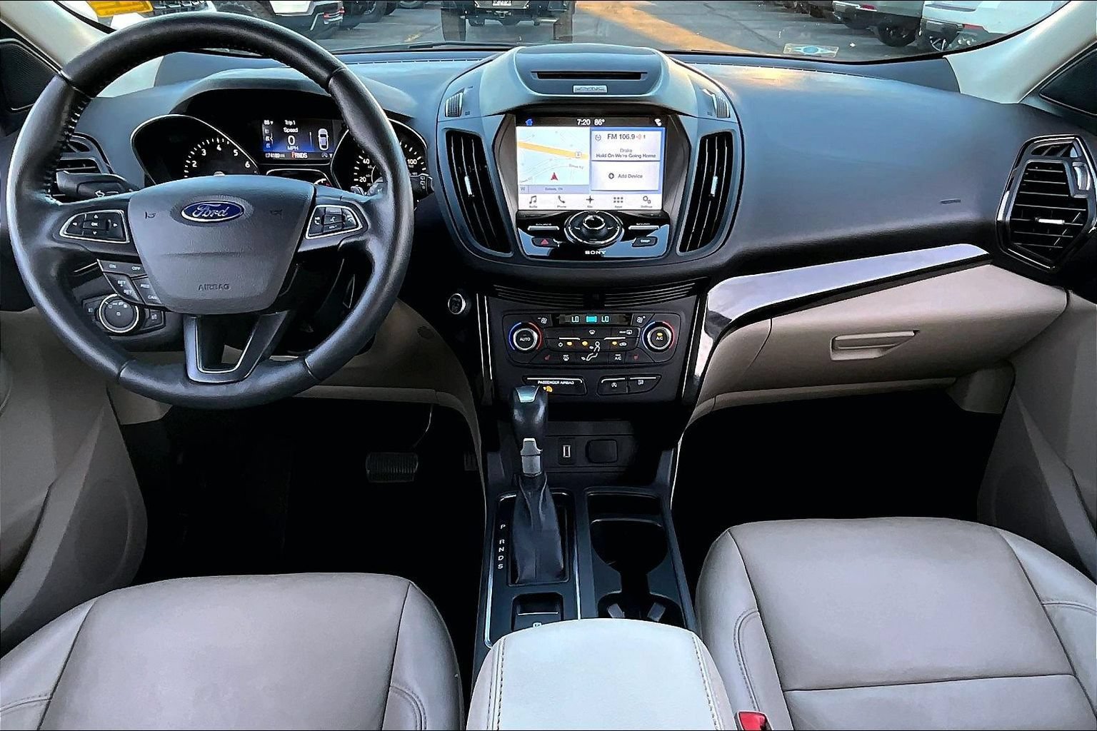 Used 2017 Ford Escape Titanium FWD image 14