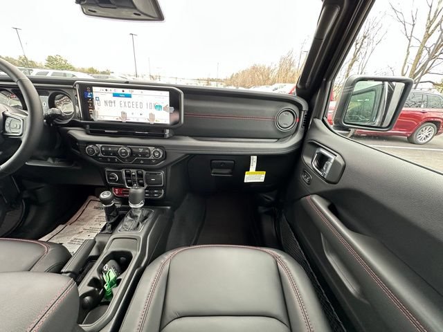 New 2026 Jeep Gladiator Rubicon w/ Steel Power Dome Hood Package AWD/4WD image 26