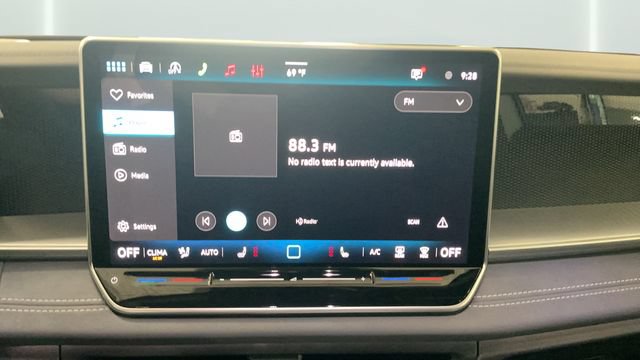 New 2026 Volkswagen Tiguan SE R-Line AWD/4WD image 11
