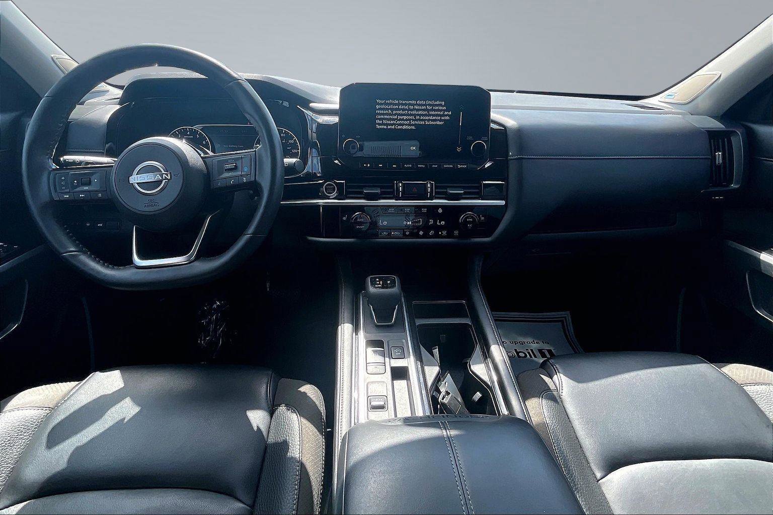 Certified 2024 Nissan Pathfinder SL w/ SL Premium Package FWD image 17