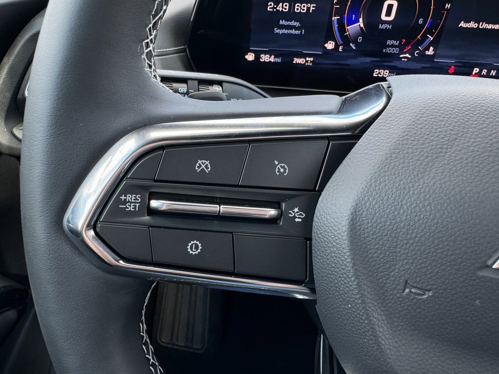 New 2025 Chevrolet Traverse LT image 15