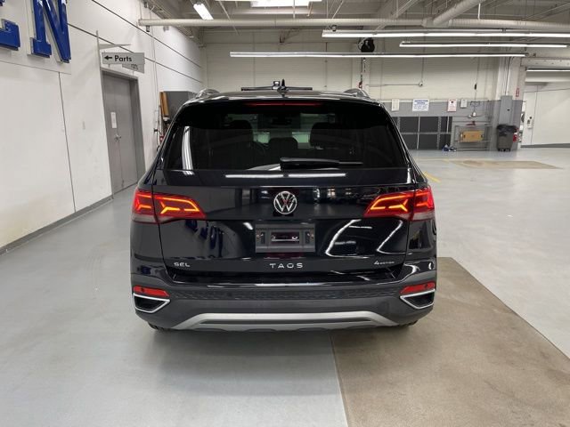 Certified 2023 Volkswagen Taos SEL AWD/4WD image 3