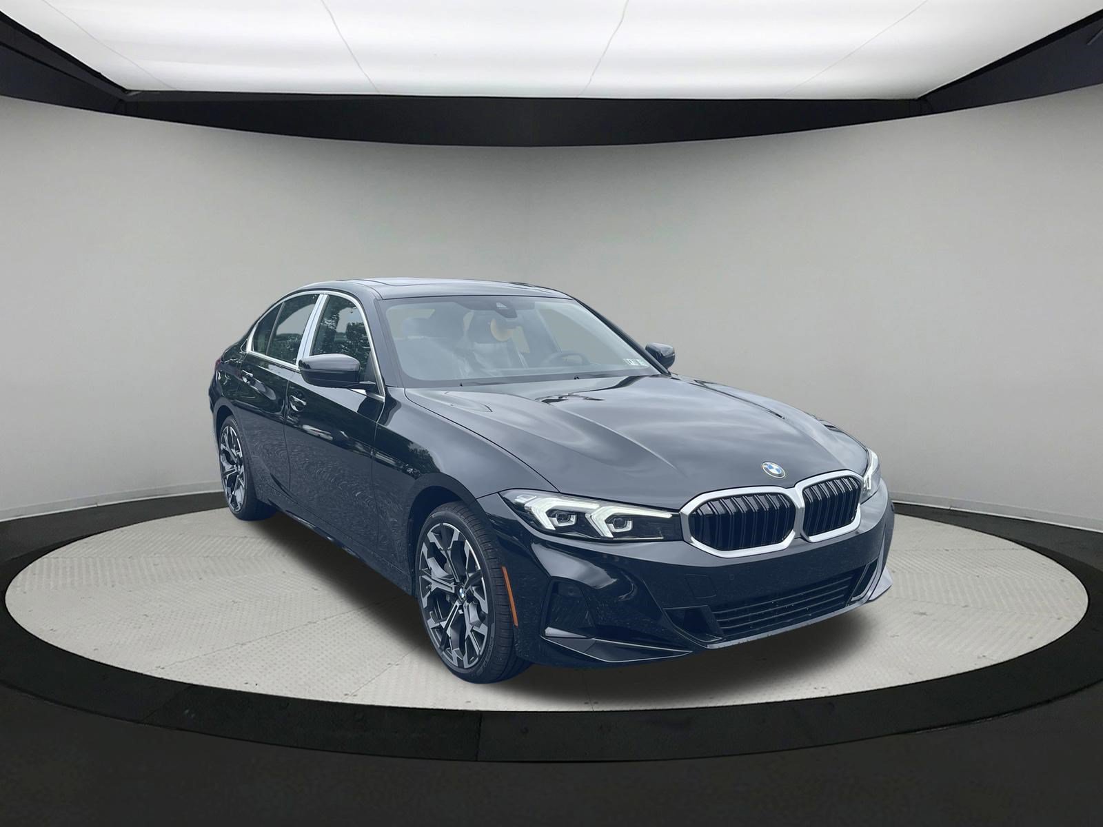 Used 2026 BMW 330i xDrive Sedan w/ Premium Package AWD/4WD image 3
