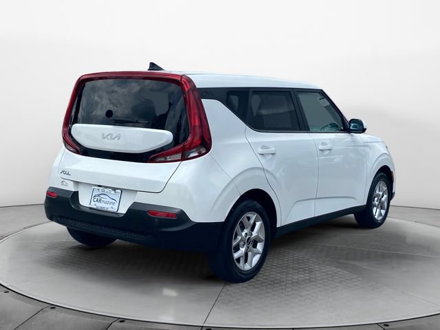 Used 2022 Kia Soul LX w/ Technology Package FWD image 5