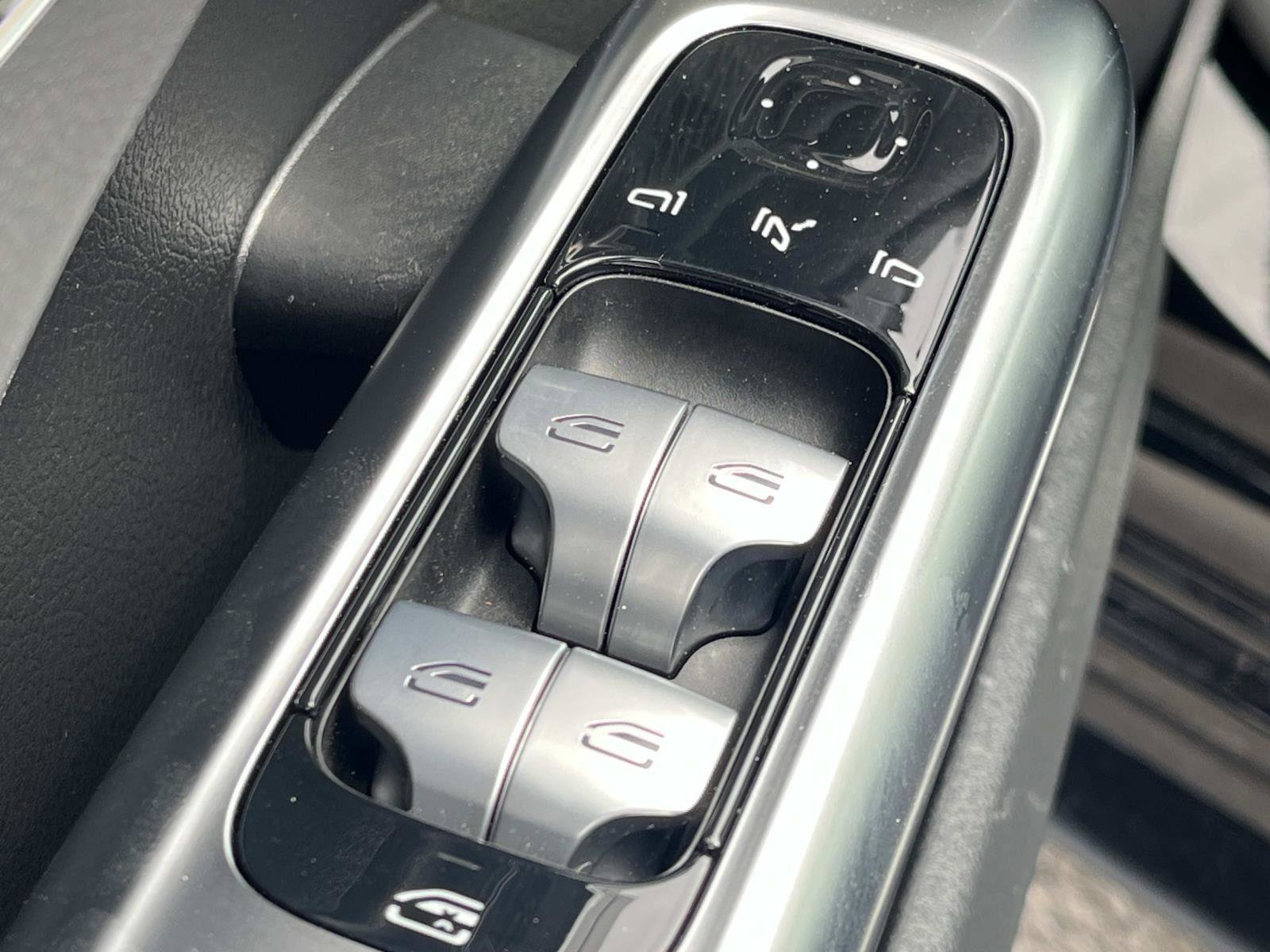 Certified 2024 Mercedes-Benz C 300 4MATIC Sedan image 19