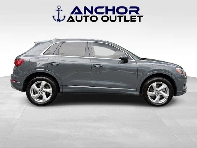 Used 2021 Audi Q3 2.0T Premium AWD/4WD image 9