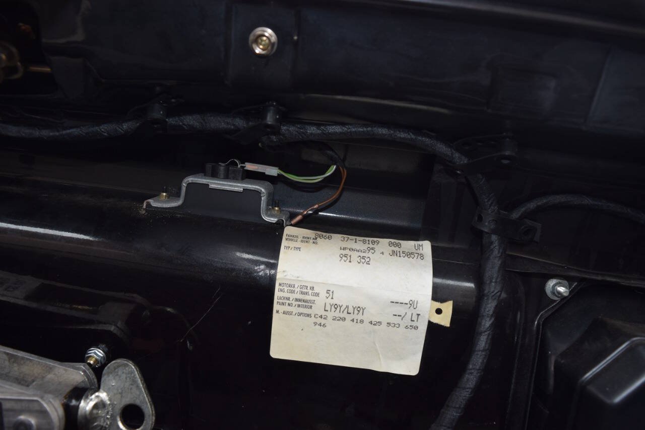 Used 1988 Porsche 944 Turbo Coupe RWD image 77