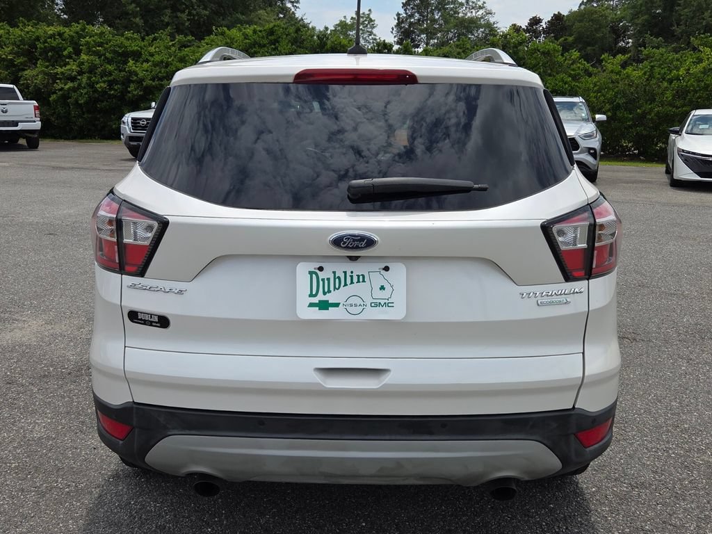 Used 2018 Ford Escape Titanium FWD image 9