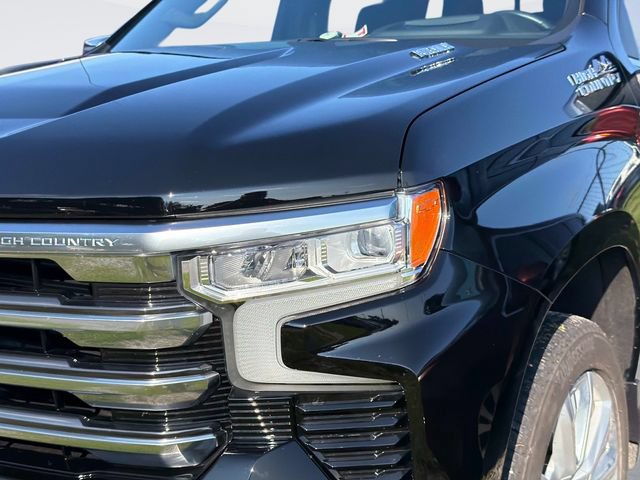 Used 2024 Chevrolet Silverado 1500 High Country w/ Technology Package AWD/4WD image 5