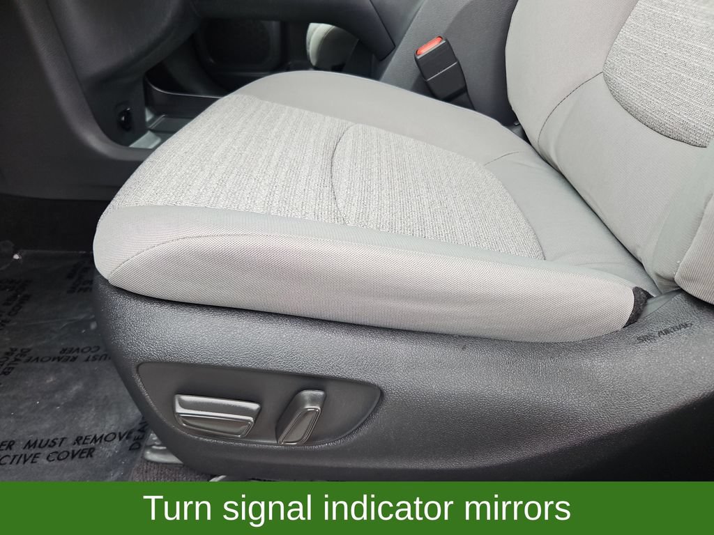 Used 2022 Toyota Sienna LE FWD image 23