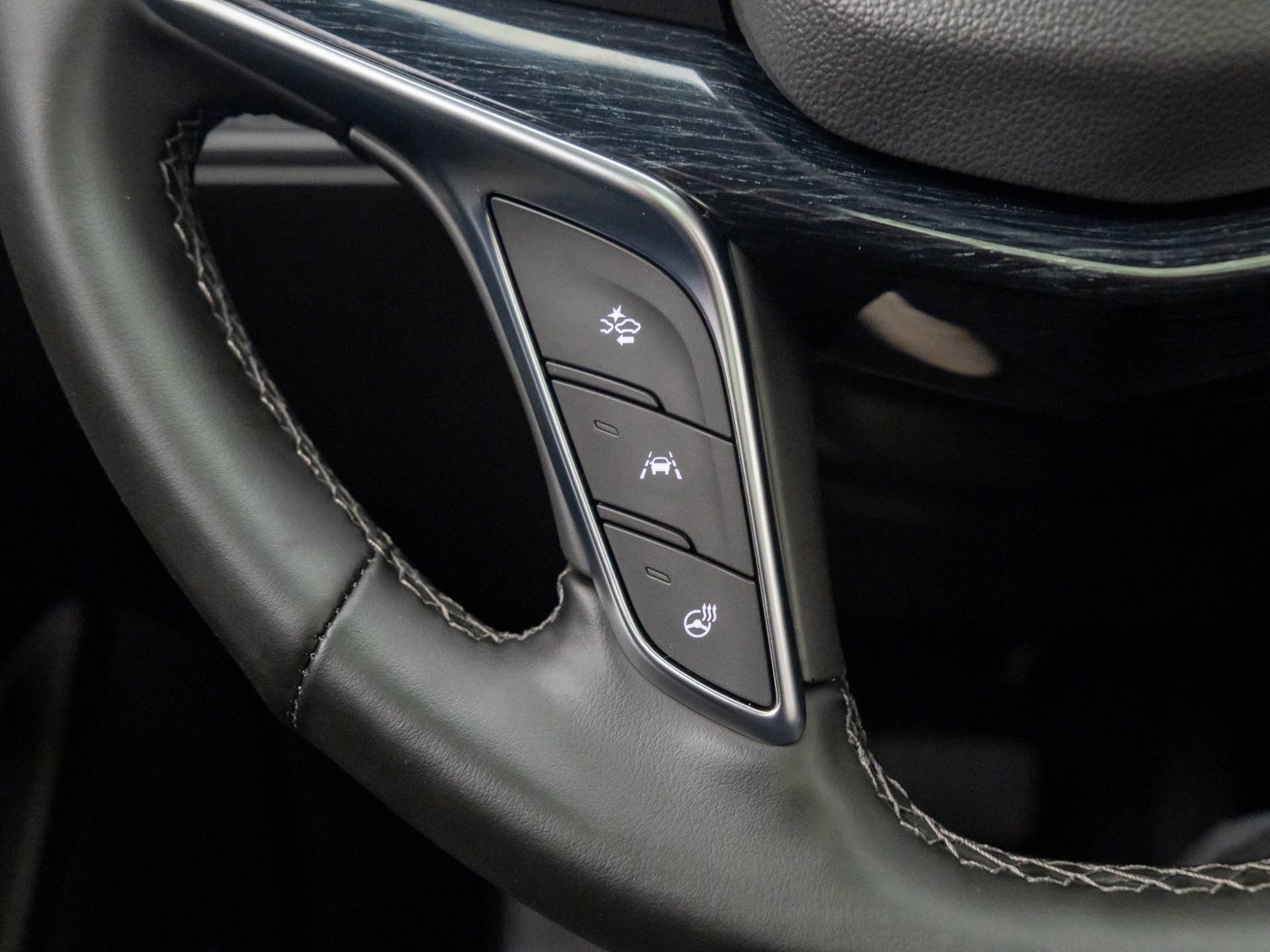 New 2025 Cadillac XT5 Premium Luxury image 22