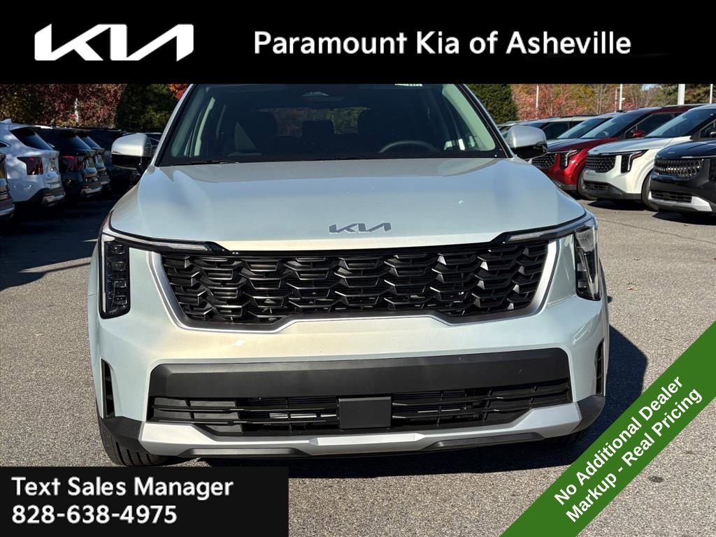 New 2026 Kia Sorento LX image 2