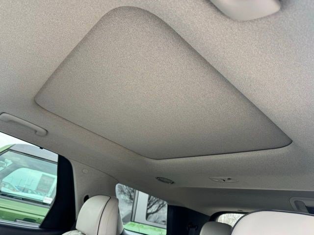 Used 2021 Hyundai Palisade Limited image 35