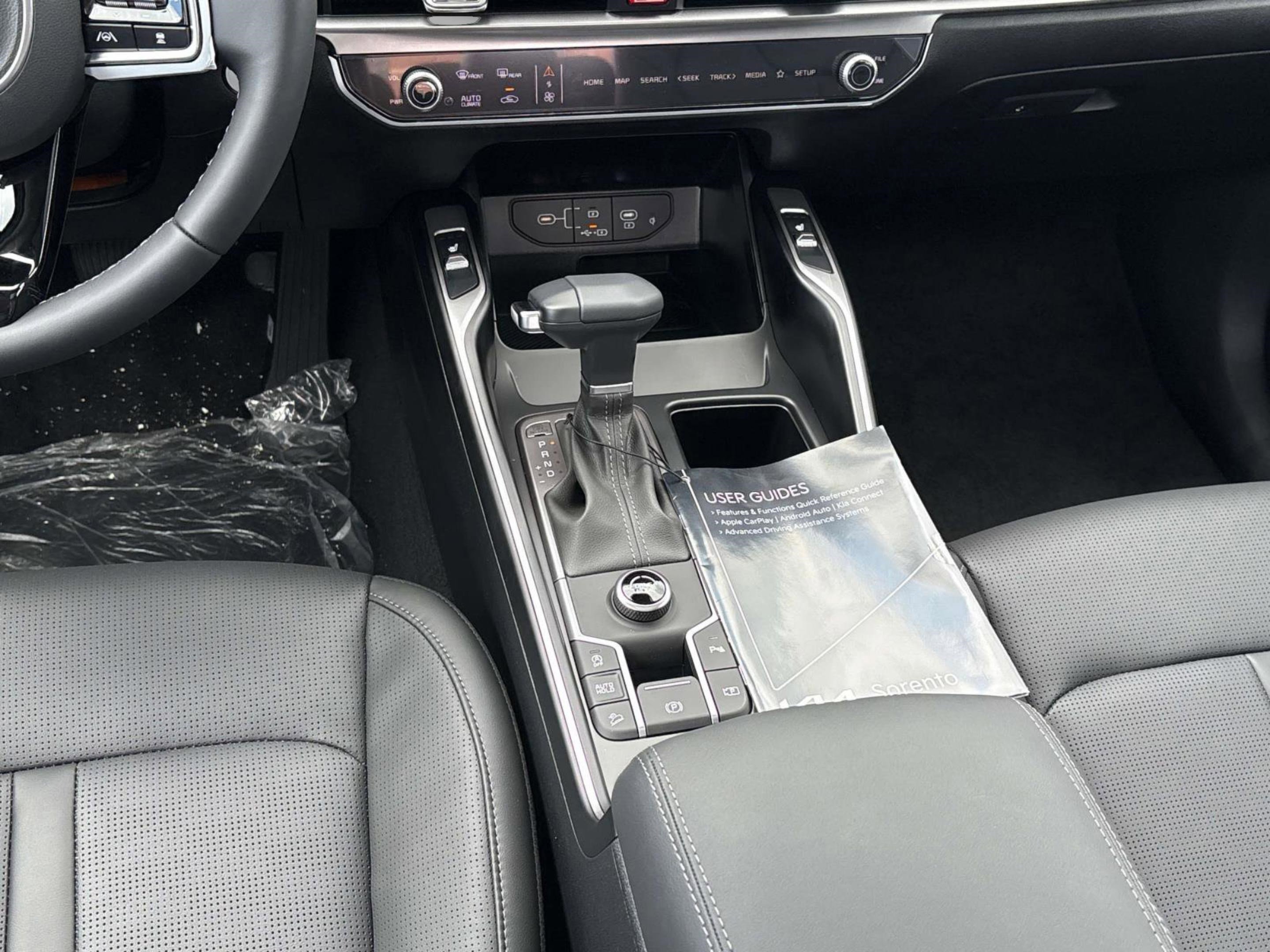 New 2025 Kia Sorento EX w/ Panoramic Sunroof Package image 17