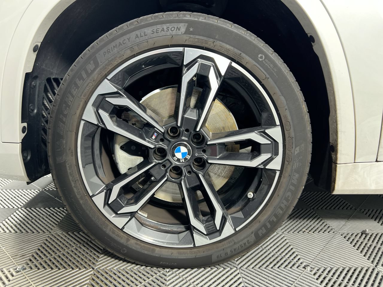 Used 2023 BMW X1 xDrive28i w/ Premium Package AWD/4WD image 11