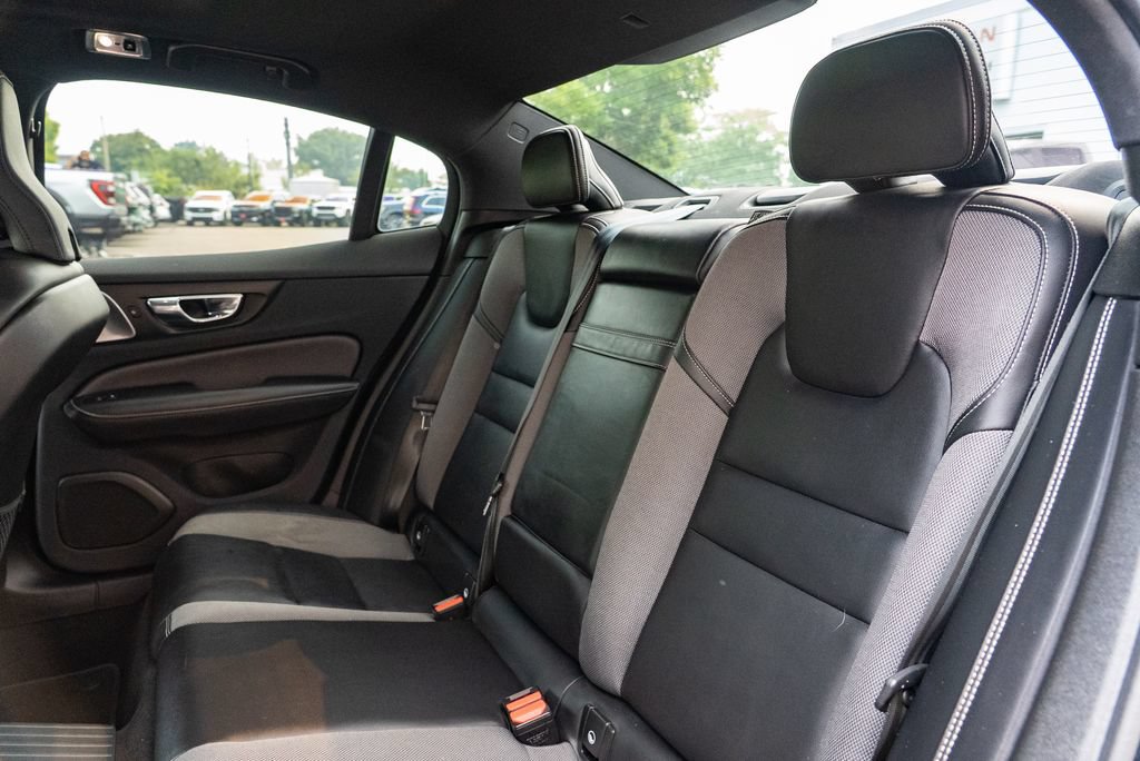 Used 2022 Volvo S60 T8 R-Design w/ Advanced Package AWD/4WD image 24