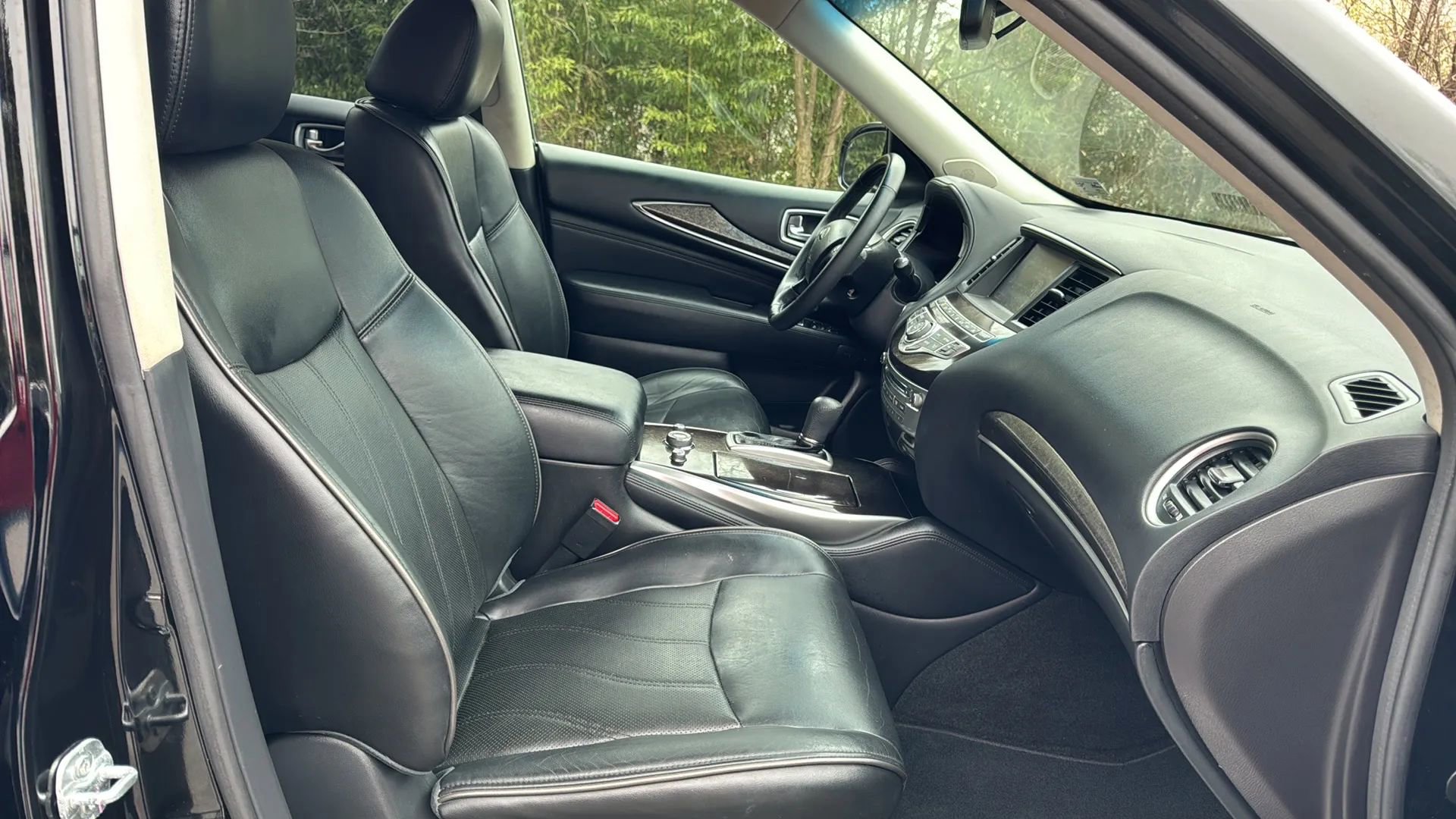 Used 2015 INFINITI QX60 AWD w/ Premium Plus Package image 12