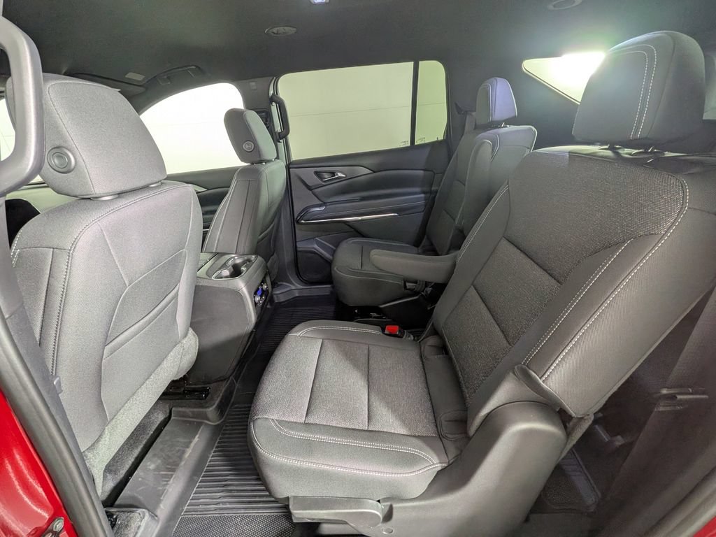 Used 2026 Chevrolet Traverse LT w/ Driver Confidence Package AWD/4WD image 33