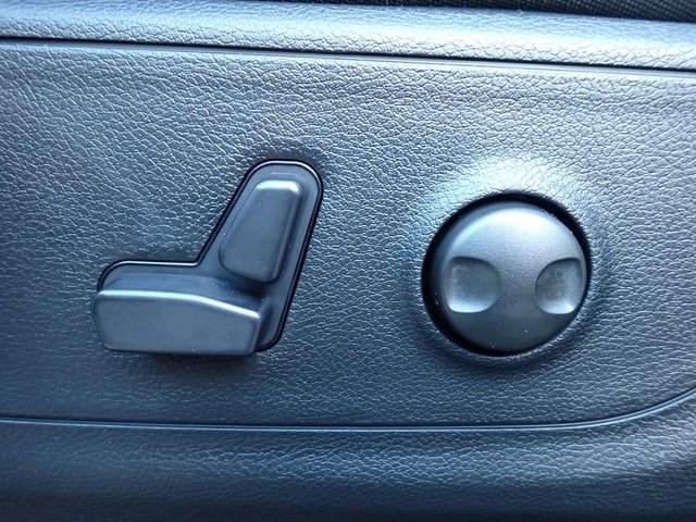 New 2026 RAM 1500 4x4 Crew Cab image 17