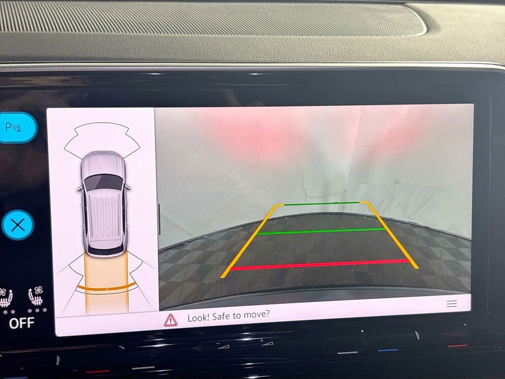 Certified 2024 Volkswagen Atlas Cross Sport SE image 16