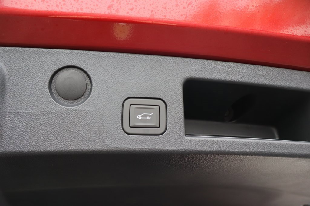 New 2026 Chevrolet Equinox LT w/ Convenience Package II image 24