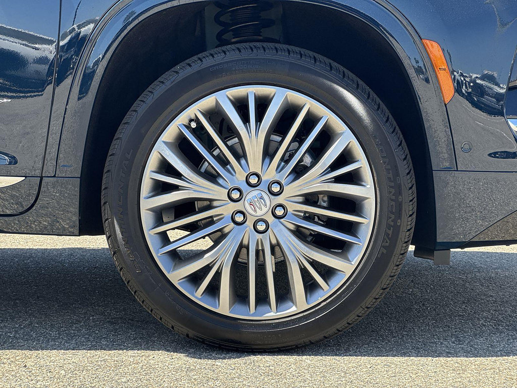 New 2027 Buick Enclave Avenir AWD/4WD image 32