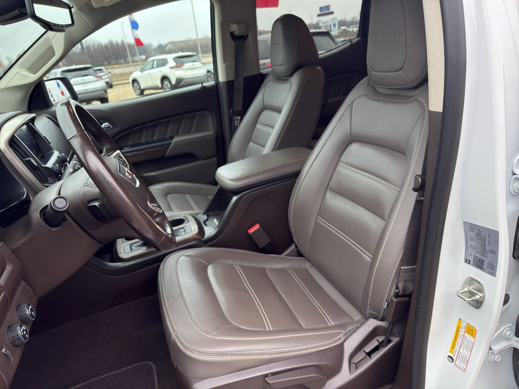 Used 2022 GMC Canyon Denali AWD/4WD image 10
