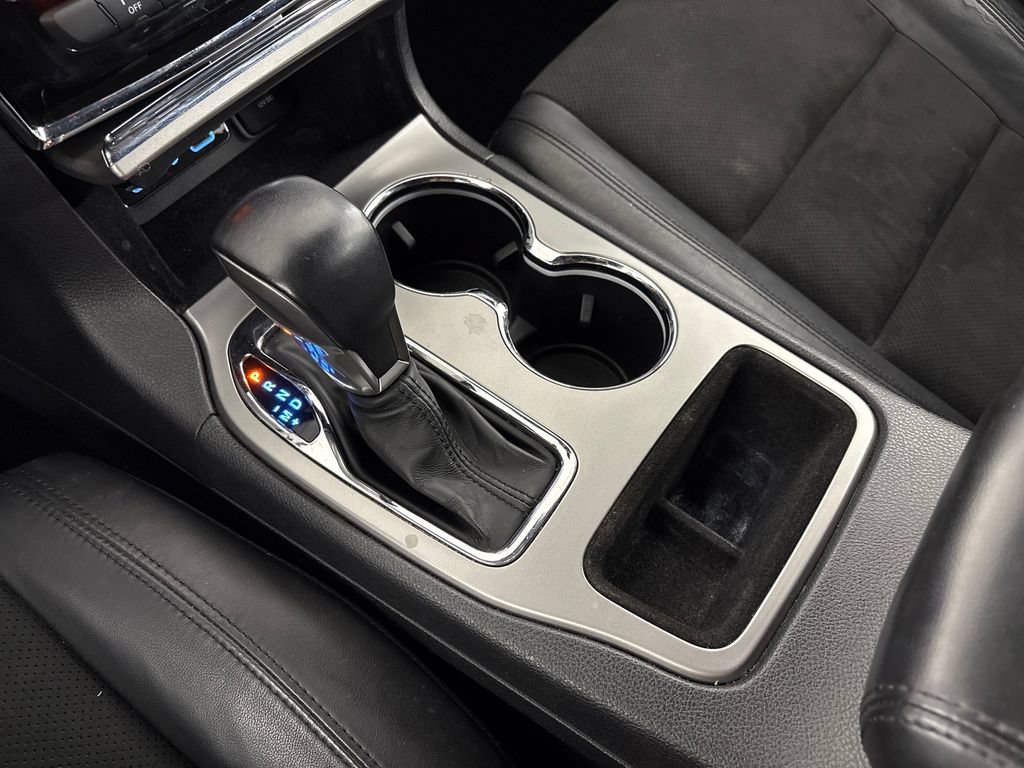 Used 2020 Jeep Grand Cherokee Altitude AWD/4WD image 22