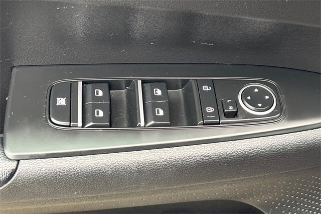Used 2023 Kia Forte LXS image 15