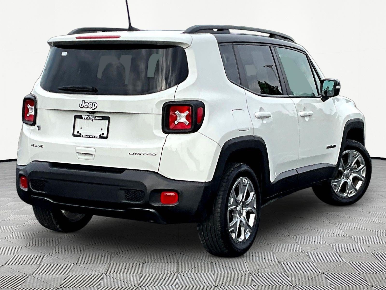 Used 2022 Jeep Renegade Limited AWD/4WD image 6