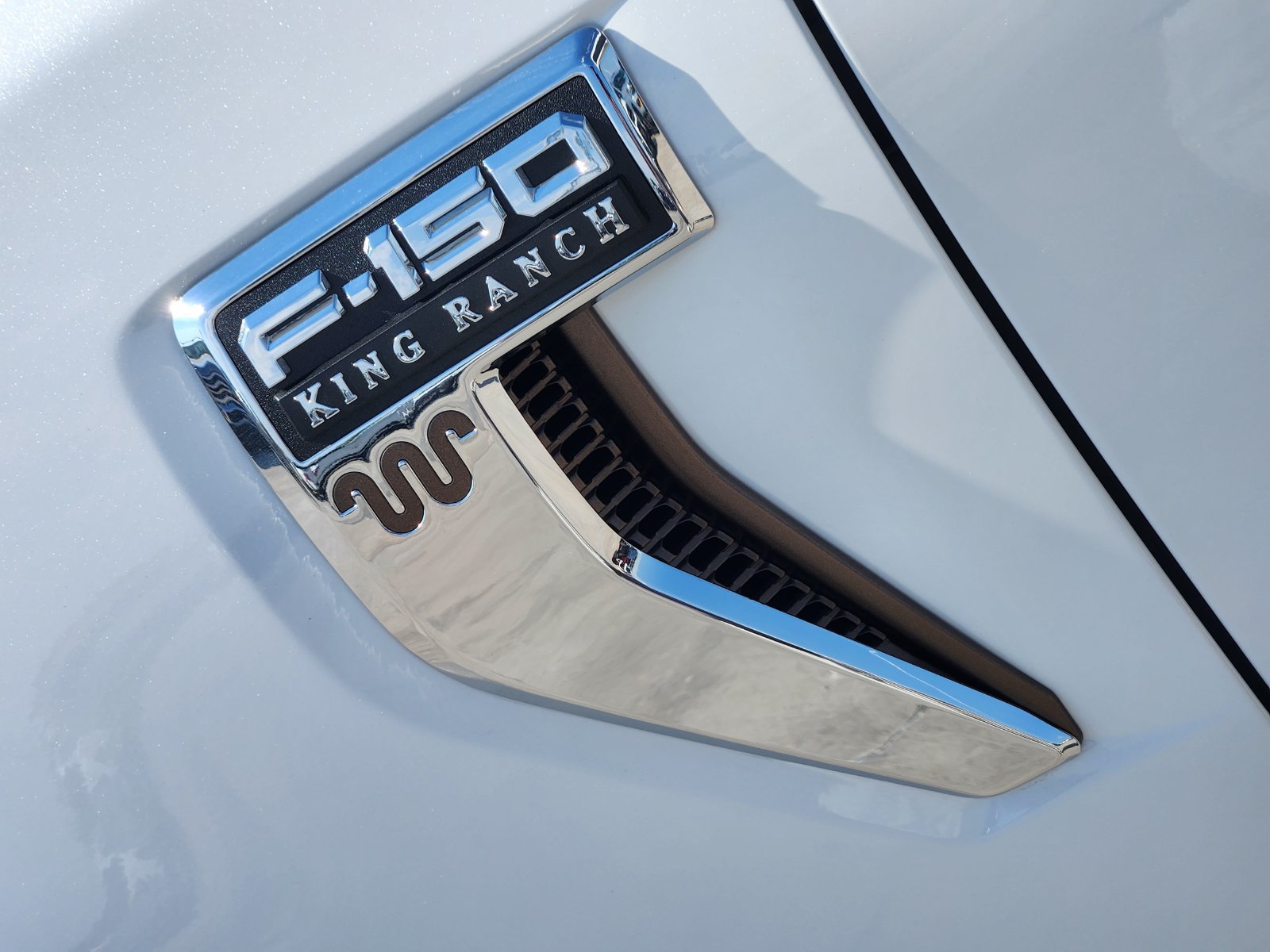 New 2026 Ford F150 King Ranch w/ Equipment Group 601A High AWD/4WD image 10