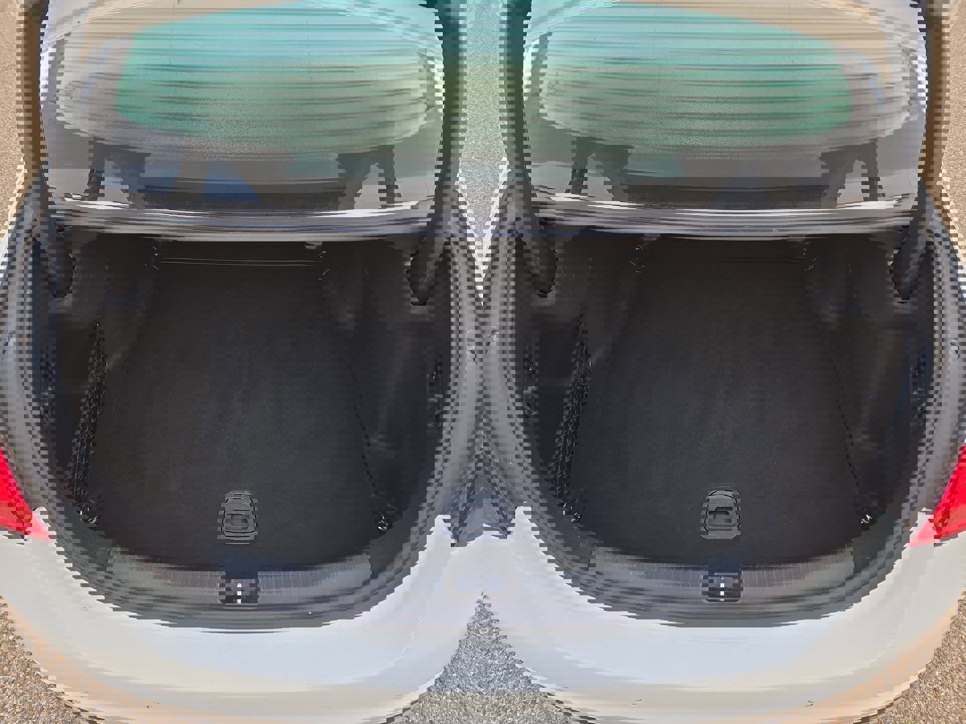 Used 2024 Mercedes-Benz C 300 4MATIC Sedan image 12