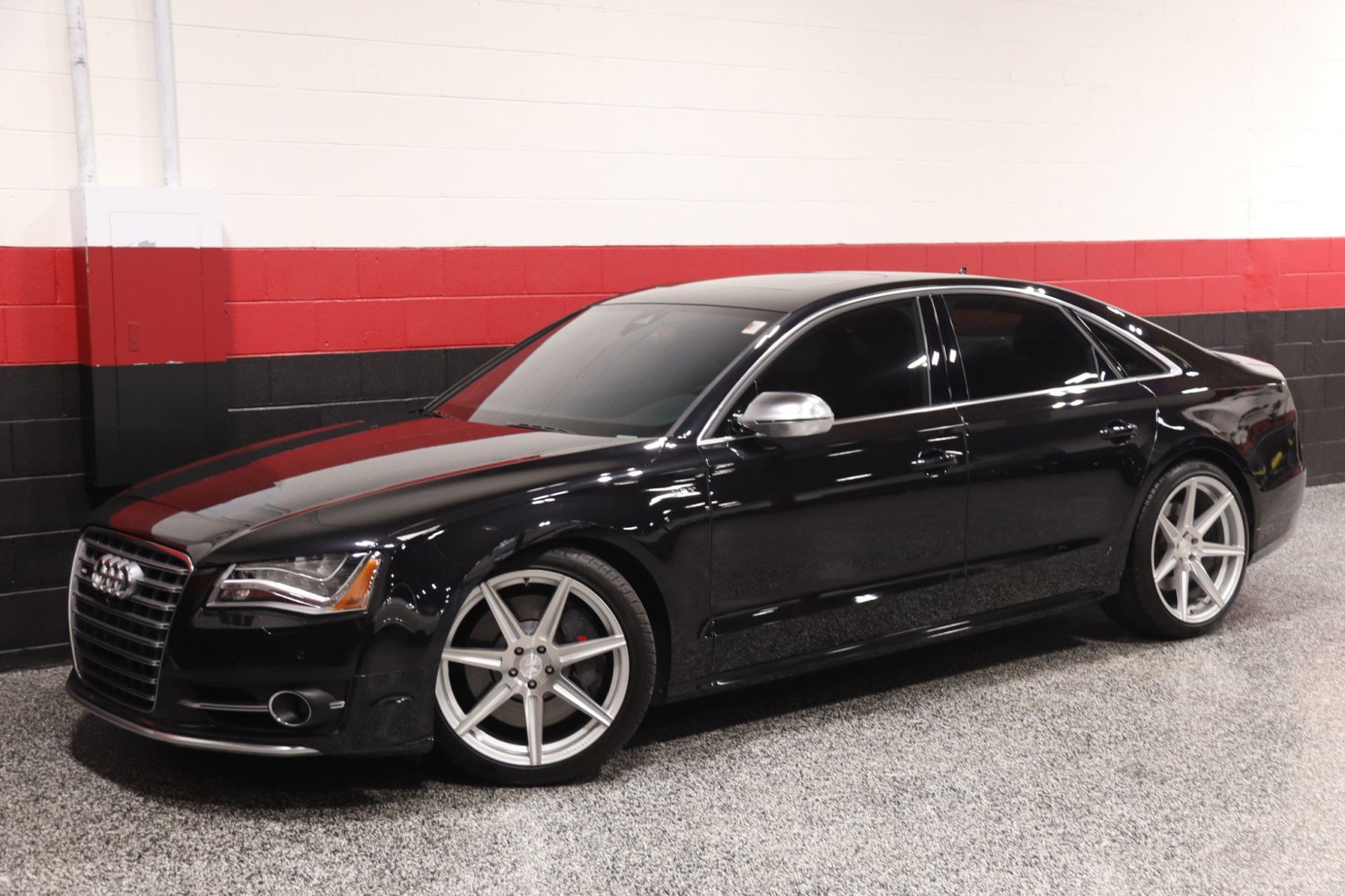 Used 2014 Audi S8 AWD/4WD image 12