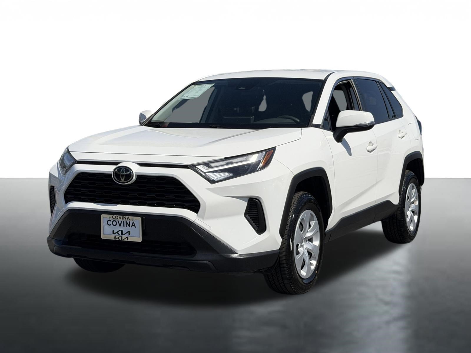 Used 2023 Toyota RAV4 LE FWD image 4