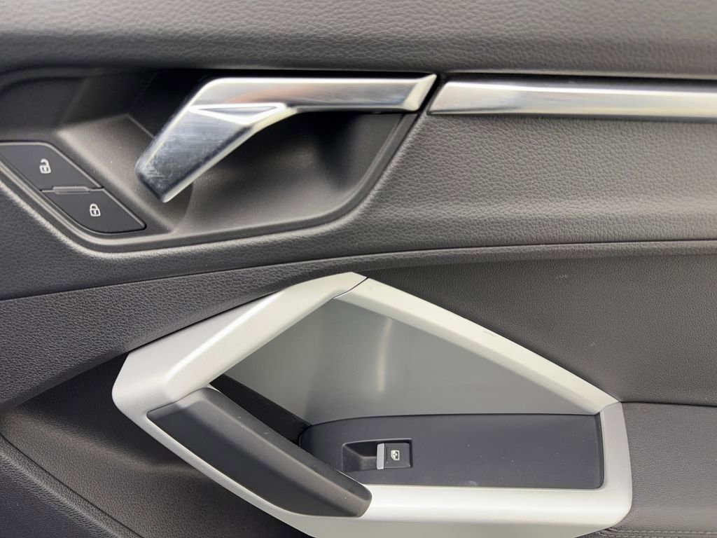 Used 2022 Audi Q3 2.0T Premium w/ Convenience Package image 49